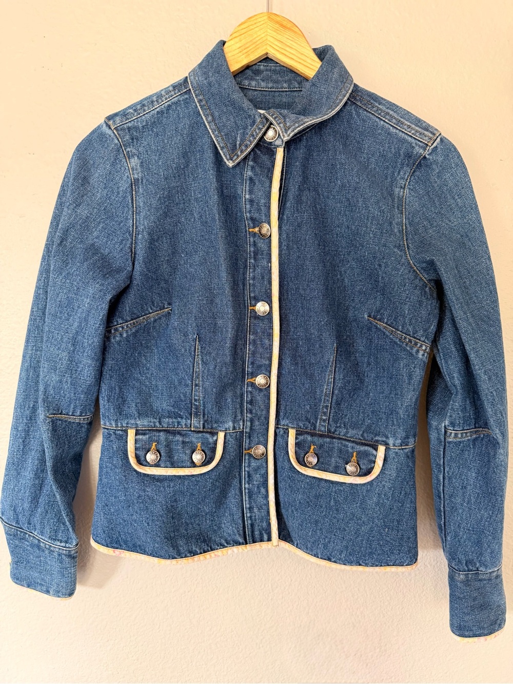 1990s Liz Claiborne Company Classic Blue Denim Jacket with Cream Trim